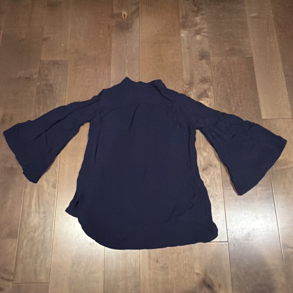 Intimately Free People FP Soo Dramatic Bell Sleeve Knit V-Neck Top Blue Small - Picture 3 of 3